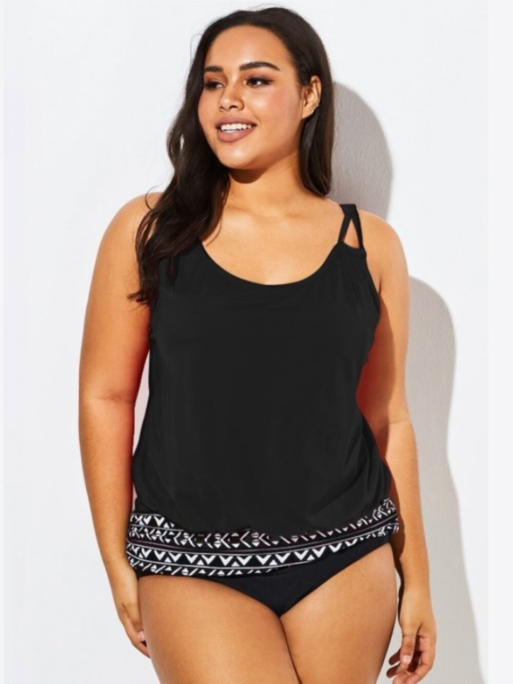 Meet.Curve Black Scoopneck Tummy Control Tankini Top